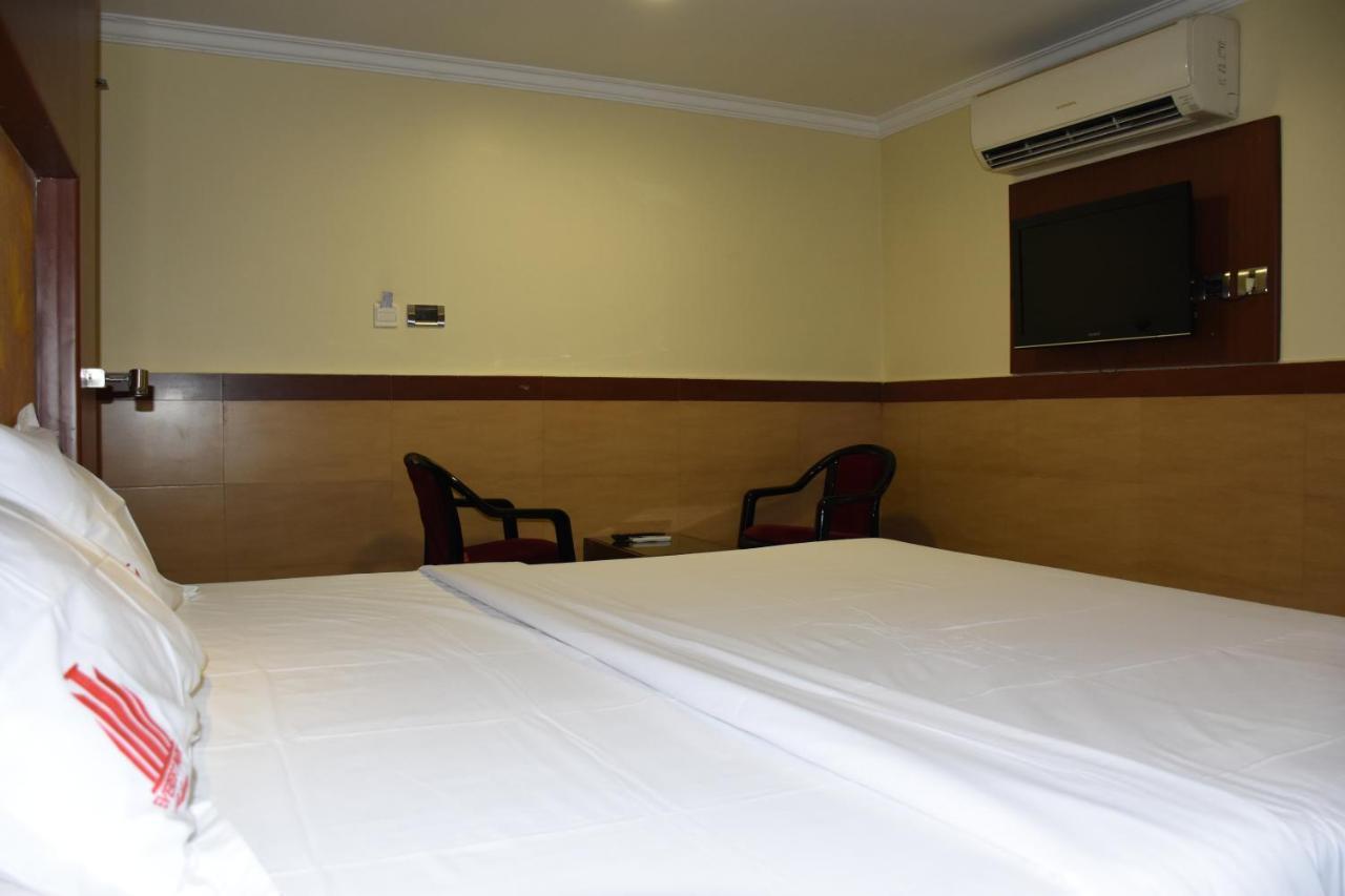 Hotel Everestparkresidency Tiruchirappalli Zewnętrze zdjęcie