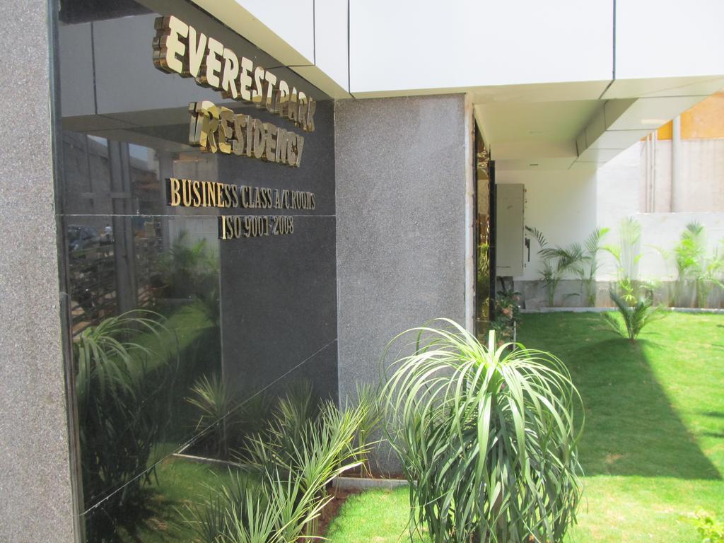 Hotel Everestparkresidency Tiruchirappalli Zewnętrze zdjęcie