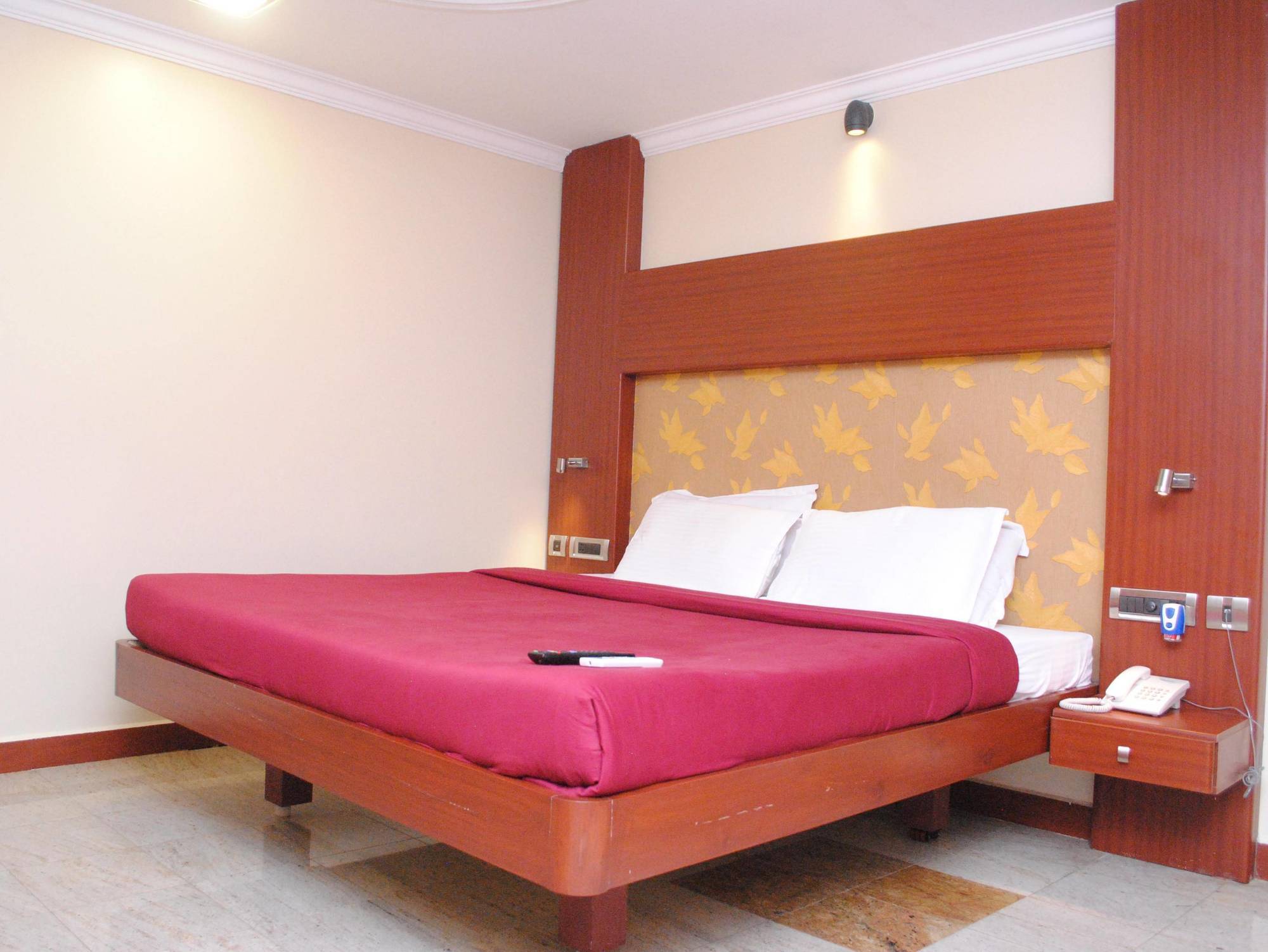 Hotel Everestparkresidency Tiruchirappalli Zewnętrze zdjęcie